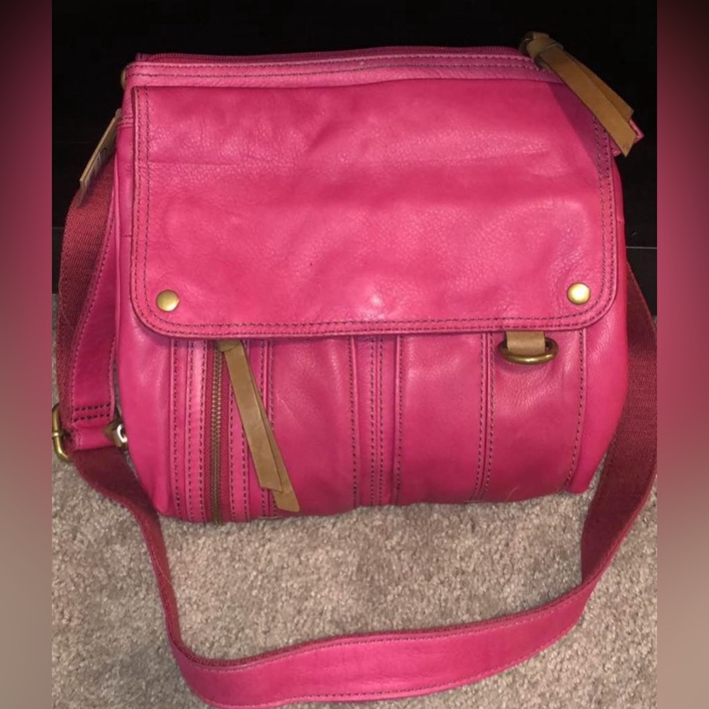 Brand New Fossil Morgan Traveler Purse Fuchsia Pink leather - Picture 4 of 6